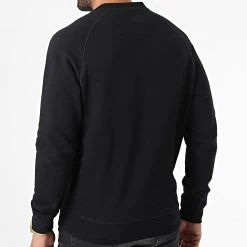 Meilleur prix 👍 Sweat Crewneck Essential MOL0088 Noir de Barbour International 🎁 -Skr Soldes barbour international 333314 MOL0088 BK31 20220819T141902 04