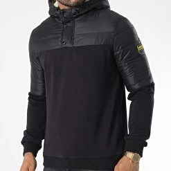 De gros 😀 Sweat Capuche Jaxon MQS0021 Noir de Barbour International ⭐