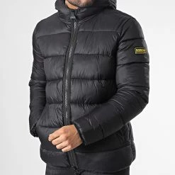 Top 10 ⌛ Doudoune Capuche MQU1380 Noir de Barbour International 🎁 -Skr Soldes barbour 348216 MQU1380 BK91 20221118T151754 03