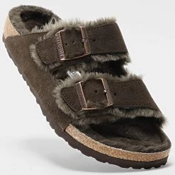 Remise 🛒 Sandales Arizona Shearling Mocca de Birkenstock 🥰