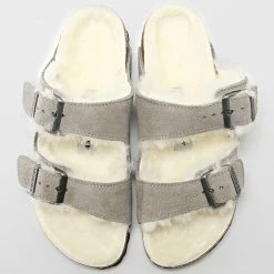 Acheter ⌛ Sandales Arizona Shearling Stone Coin de Birkenstock ✔️ -Skr Soldes birkenstock 335238 1017403 STONE COIN 20220909T161424 04