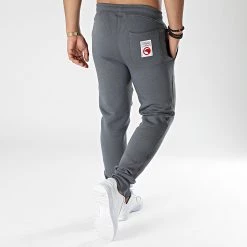 Meilleure affaire 🤩 Pantalon Jogging DI-N Gris de Compagnie de Californie ⌛ -Skr Soldes helvetica 346217 DI N 21 20221104T155830 03