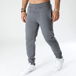 Meilleure affaire 🤩 Pantalon Jogging DI-N Gris de Compagnie de Californie ⌛ -Skr Soldes helvetica 346217 DI N 21 20221104T155831 04