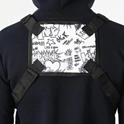 Tout neuf 😍 Sac Poitrine Chest Print Blanc de Skr 😉 -Skr Soldes skr 298649 PTRN CHEST BAG PRINT FULL WHITE 20220125T150431 04